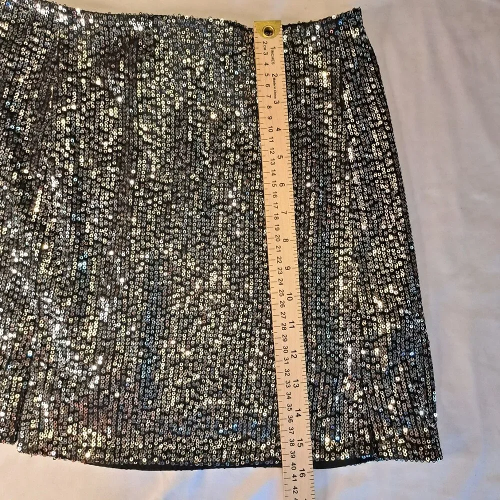 Audrey 3+1 NWT Blk Silver Sequin Mini Skirt Sz M Party Festival Festive Glam Fun